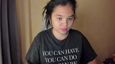 0wwlo0k online show from February 3, 2026, 6:00 am