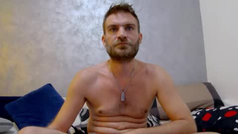 Snapshot of 10in_deluxe chatting on September 19, 2025, 6:48 am 10in_deluxe online show from September 19, 2025, 6:48 am