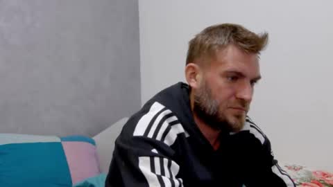 Snapshot of 10in_deluxe chatting on October 2, 2025, 7:43 pm 10in_deluxe online show from October 2, 2025, 7:43 pm