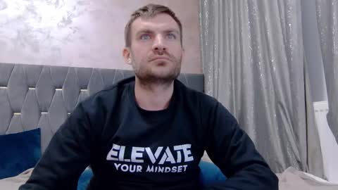 Snapshot of 10in_deluxe chatting on February 24, 2026, 6:44 am 10in_deluxe online show from February 24, 2026, 6:44 am