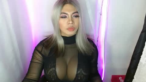 Snapshot of 11inchsinglecious chatting on January 23, 2025, 3:11 pm HUGECOCK online show from January 23, 2025, 3:11 pm