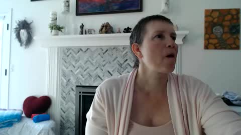 Aurora Willows online show from June 1, 2026, 1:46 pm