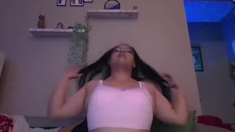 17carrjo974416 online show from February 11, 2025, 12:59 am