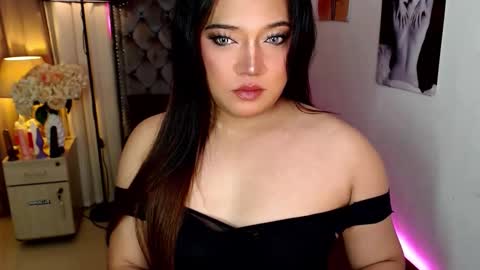 Snapshot of 1bestlover chatting on February 10, 2026, 6:06 am Ekang online show from February 10, 2026, 6:06 am