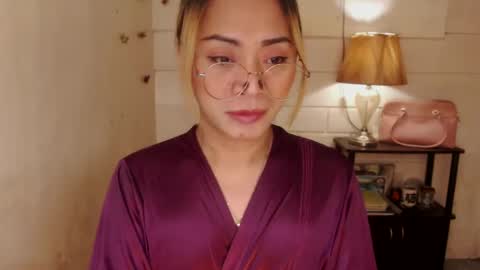 angel online show from December 1, 2024, 8:53 pm