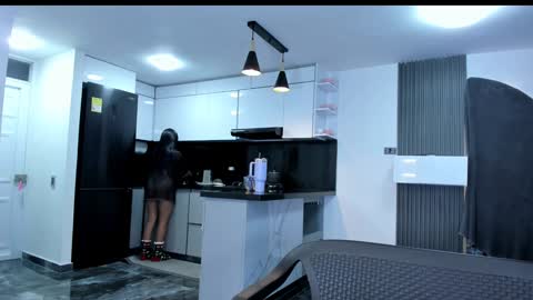 Snapshot of 1bonnie chatting on January 22, 2025, 3:20 am Hello soy bonnie online show from January 22, 2025, 3:20 am