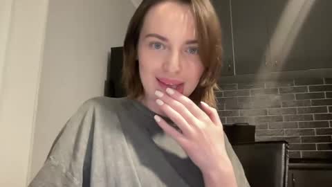 Snapshot of 1dove chatting on March 11, 2025, 4:29 pm DOVE online show from March 11, 2025, 4:29 pm