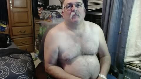 Snapshot of 1dusty60 chatting on December 2, 2024, 3:37 am 1dusty60 online show from December 2, 2024, 3:37 am