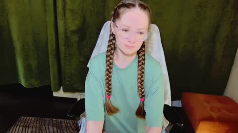 Snapshot of 1goldilocks chatting on February 14, 2026, 3:20 pm online show from February 14, 2026, 3:20 pm