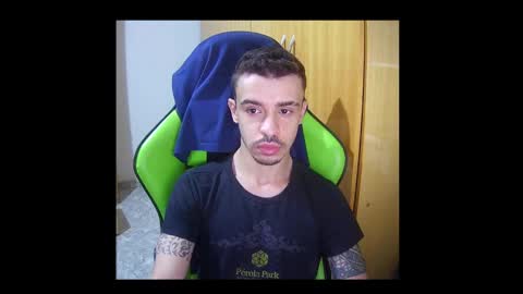 1good_vibes1 online show from February 22, 2025, 10:42 pm