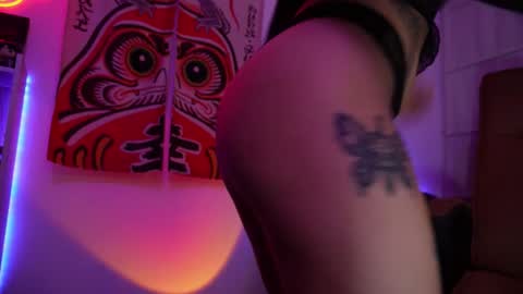 1hannamontana online show from February 25, 2026, 12:09 am