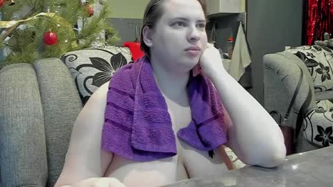1LINDSEY1 online show from January 9, 2025, 7:31 am