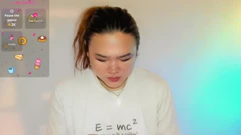 1lovelymess online show from March 6, 2025, 11:36 am