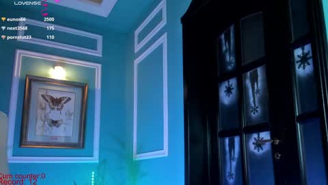 Snapshot of 1munique chatting on January 7, 2025, 9:46 pm Moona online show from January 7, 2025, 9:46 pm