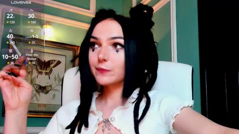 Snapshot of 1munique chatting on February 27, 2025, 11:41 am Moona online show from February 27, 2025, 11:41 am