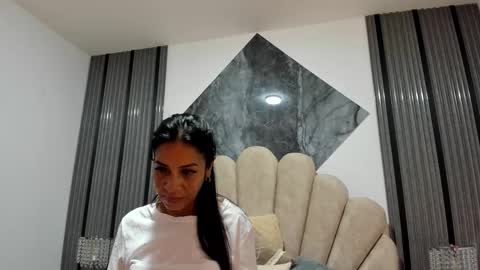 Snapshot of 1naughty_milf chatting on March 8, 2026, 11:14 am Luisa online show from March 8, 2026, 11:14 am