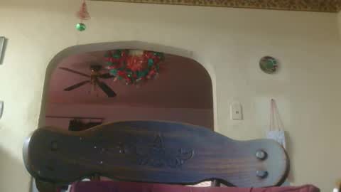 Snapshot of 1pizza_n_3beers chatting on December 20, 2025, 11:23 pm Pizza online show from December 20, 2025, 11:23 pm