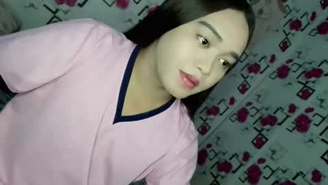 1sexy_kim69 online show from April 25, 2026, 6:05 pm