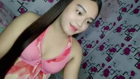 1sexy_kim69 online show from April 27, 2026, 4:38 pm