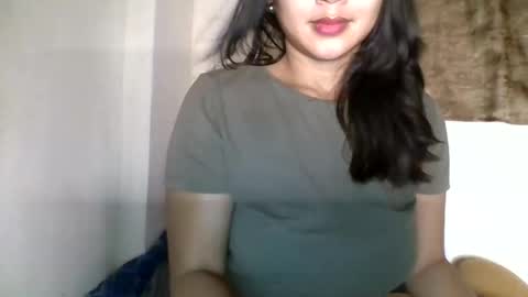 1smile4u online show from June 3, 2026, 3:50 pm