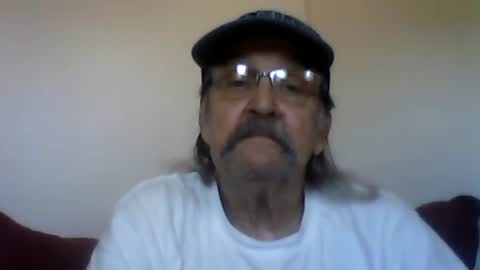 Snapshot of 1valentine chatting on September 14, 2025, 6:07 pm 1valentine online show from September 14, 2025, 6:07 pm