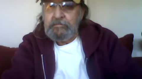 Snapshot of 1valentine chatting on December 1, 2025, 4:56 pm 1valentine online show from December 1, 2025, 4:56 pm