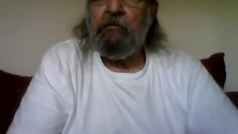 Snapshot of 1valentine chatting on April 10, 2026, 8:57 pm 1valentine online show from April 10, 2026, 8:57 pm