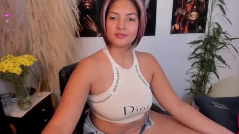 Snapshot of 1wayra chatting on November 12, 2025, 2:50 pm 1wayra online show from November 12, 2025, 2:50 pm