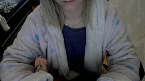 Snapshot of 1your_hot_girls chatting on December 4, 2024, 11:52 am 1your_hot_girls online show from December 4, 2024, 11:52 am