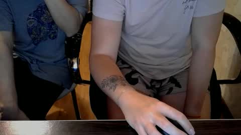 Snapshot of 1your_hot_girls chatting on November 29, 2025, 8:34 pm 1your_hot_girls online show from November 29, 2025, 8:34 pm