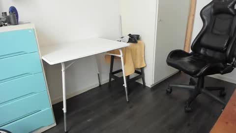 Snapshot of 200gentleman chatting on February 20, 2025, 1:19 pm Henk online show from February 20, 2025, 1:19 pm