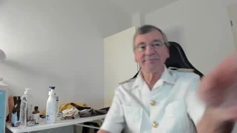 Henk online show from January 18, 2026, 3:38 pm