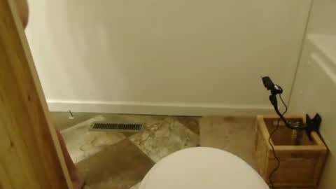 Snapshot of 20acresbub chatting on December 8, 2024, 3:56 pm 20acresbub online show from December 8, 2024, 3:56 pm