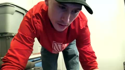 Snapshot of 21yearsy0ung9icheshung chatting on December 8, 2024, 4:07 pm AlecurClit online show from December 8, 2024, 4:07 pm