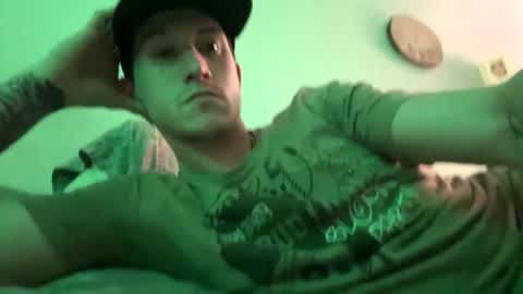 Snapshot of 21yearsy0ung9icheshung chatting on January 22, 2025, 6:42 am AlecurClit online show from January 22, 2025, 6:42 am