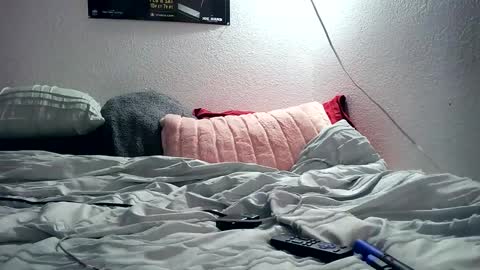 Snapshot of 21yearsy0ung9icheshung chatting on February 15, 2025, 3:20 am AlecurClit online show from February 15, 2025, 3:20 am