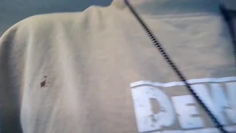 Snapshot of 21yearsy0ung9icheshung chatting on February 23, 2025, 4:50 am AlecurClit online show from February 23, 2025, 4:50 am