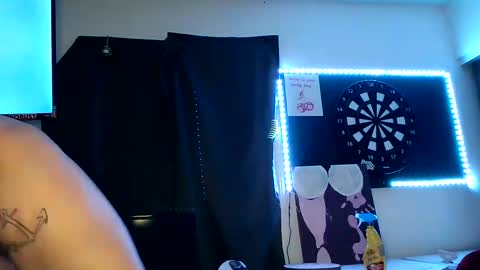 Snapshot of 21yearsy0ung9icheshung chatting on March 6, 2025, 3:24 am AlecurClit online show from March 6, 2025, 3:24 am