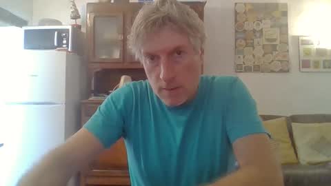 Snapshot of 22esserre chatting on September 19, 2025, 1:12 pm 22esserre online show from September 19, 2025, 1:12 pm