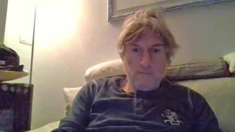 22esserre online show from December 20, 2025, 10:39 pm