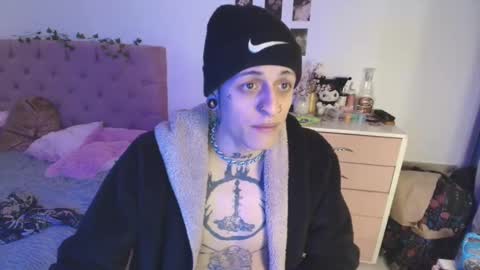 Snapshot of 2cb0y chatting on October 11, 2025, 9:57 pm BAD online show from October 11, 2025, 9:57 pm