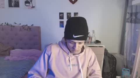 Snapshot of 2cb0y chatting on October 13, 2025, 7:36 pm BAD online show from October 13, 2025, 7:36 pm