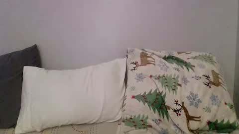 Snapshot of 2gorls1link chatting on January 22, 2025, 5:38 pm 2girls1link online show from January 22, 2025, 5:38 pm