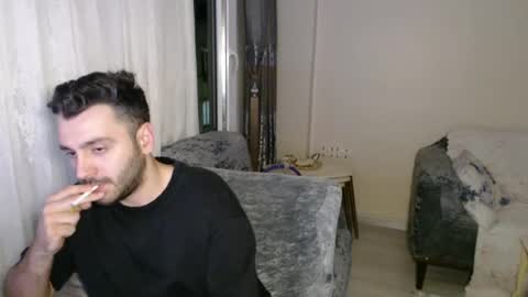 Snapshot of 2handsomeman chatting on June 20, 2026, 7:49 pm Berk online show from June 20, 2026, 7:49 pm