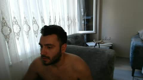Snapshot of 2handsomeman chatting on June 24, 2026, 4:11 am Berk online show from June 24, 2026, 4:11 am