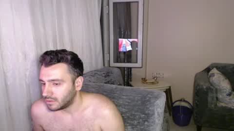 Snapshot of 2handsomeman chatting on July 1, 2026, 10:42 pm Berk online show from July 1, 2026, 10:42 pm