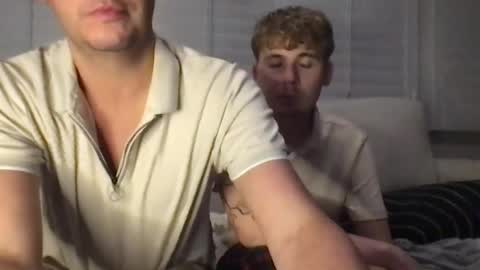 Snapshot of 2hungboys chatting on July 14, 2026, 6:07 am Roommates online show from July 14, 2026, 6:07 am