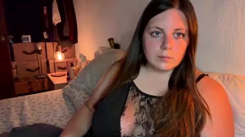 Snapshot of 2littlefox chatting on January 17, 2025, 12:20 am 2littlefox online show from January 17, 2025, 12:20 am