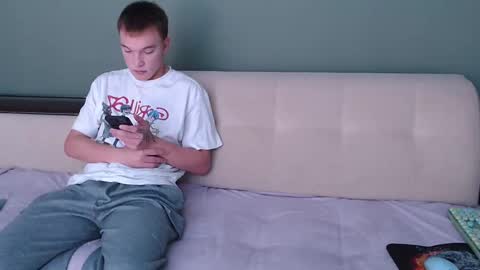 Snapshot of 2nc_ chatting on September 23, 2025, 9:56 am Eleot online show from September 23, 2025, 9:56 am