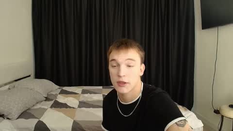 Snapshot of 2nc_ chatting on October 8, 2025, 10:57 am Eleot online show from October 8, 2025, 10:57 am